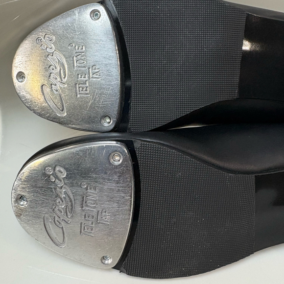 Capezio Black Tele Tone Shoe size 8M Unisex - Picture 10 of 12